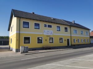 Heurigenlokal Riegler-Dorner Ansicht Straße